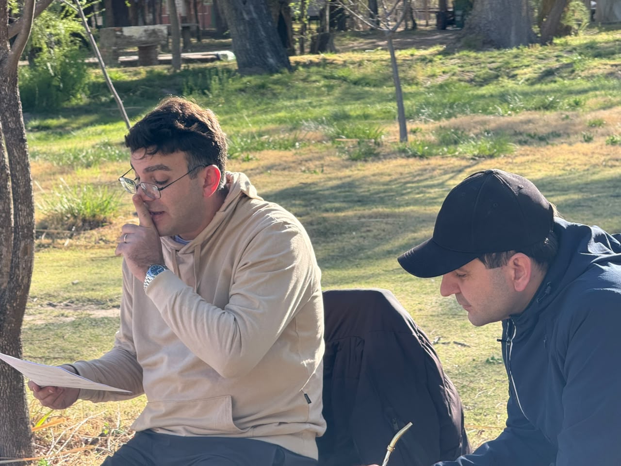 Reunión de docentes en el camping del Movimiento Familiar Cristiano